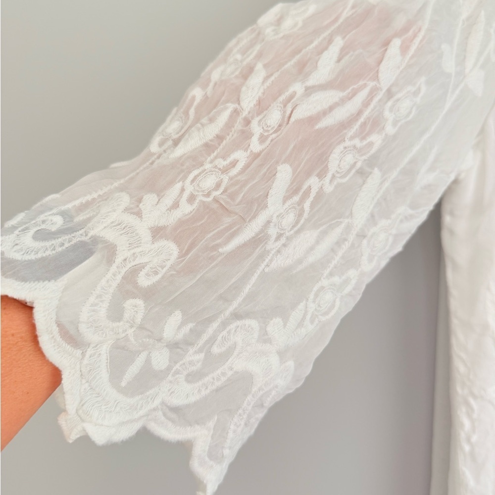 Chic ivory Bellambra top Embroidered Blouse - Picture 4 of 10